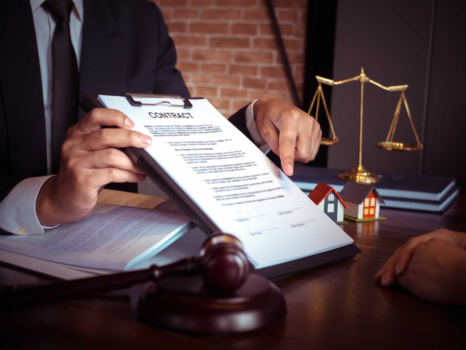 Vakituisen-tyosuhteen-irtisanominen-tyonantajan-toimesta-Opas-1